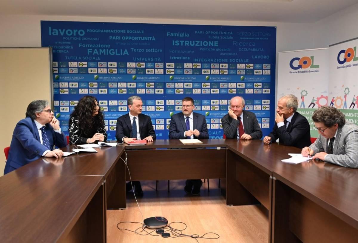 FORMAZIONE IN ABRUZZO: SANTANGELO, “DALLA REGIONE 9 MILIONI PER I DOTTORATI DI RICERCA”