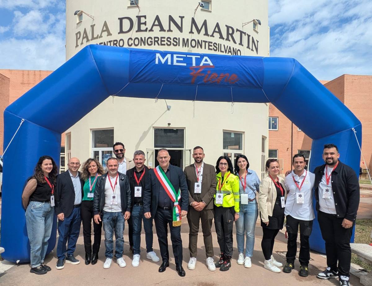 MONTESILVANO: META FIERE 2025, TAGLIO DEL NASTRO AL PALA DEAN MARTIN