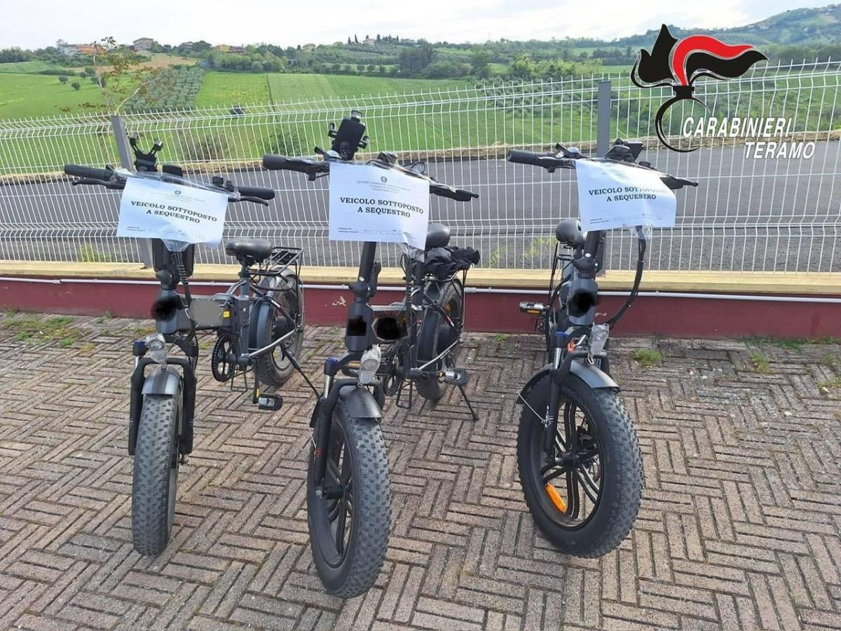 MOSCIANO SANT’ANGELO: SEQUESTRATE TRE BICICLETTE ELETTRICHE MODIFICATE. INFLITTE PESANTI MULTE