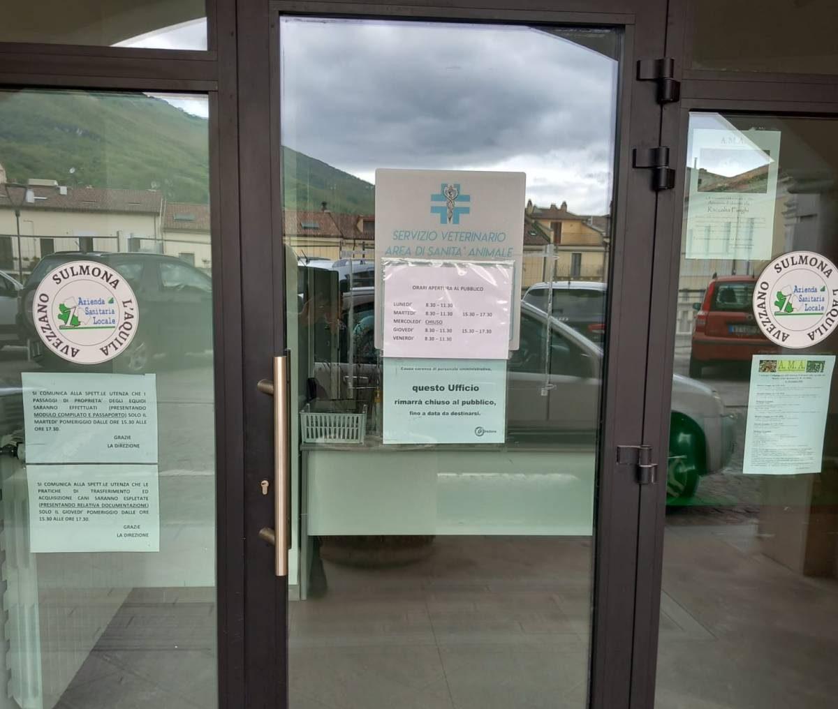 PRECARI ASL L’AQUILA: PROROGA DI 4 ANNI. MARSILIO, “NO LICENZIAMENTI”. SIT-IN PROSEGUE