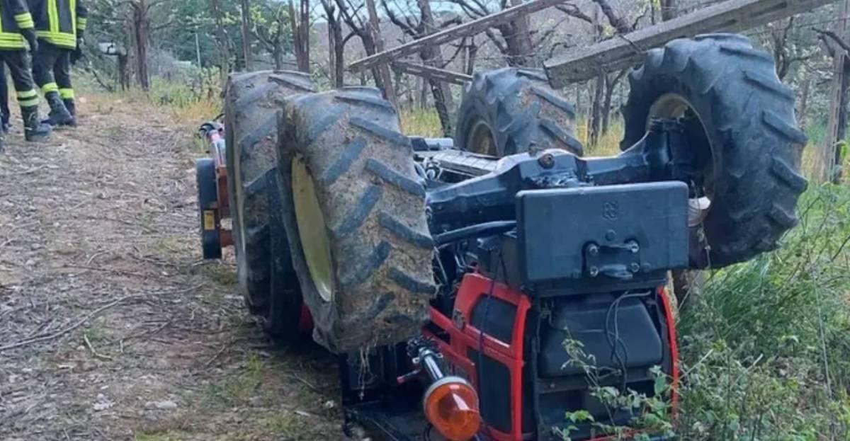 1 MAGGIO: STRAGE SILENZIOSA DEGLI AGRICOLTORI, “URGONO DISPOSITIVI PROTEZIONE GUIDA TRATTORI”