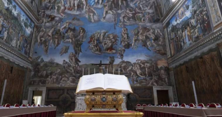 CONCLAVE: PRIMA FUMATA PER IL NUOVO PAPA, L'”AQUILANO” PETROCCHI TRA I 133 CARDINALI ELETTORI