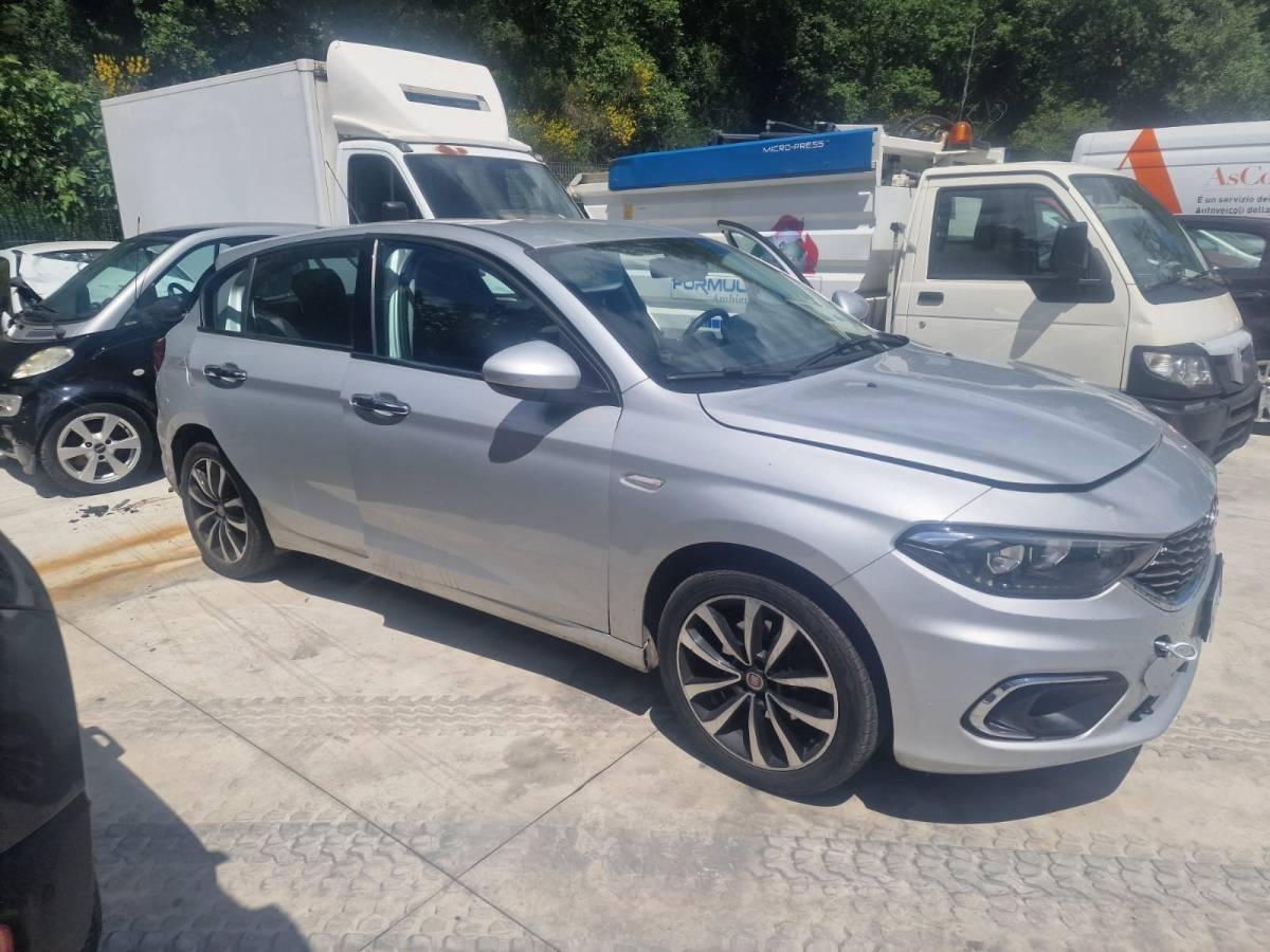 CHIETI: POLSTRADA SCOVA IN A14 UNA MACCHINA RUBATA CON TARGA CLONATA. UNA DENUNCIA PER RICICLAGGIO