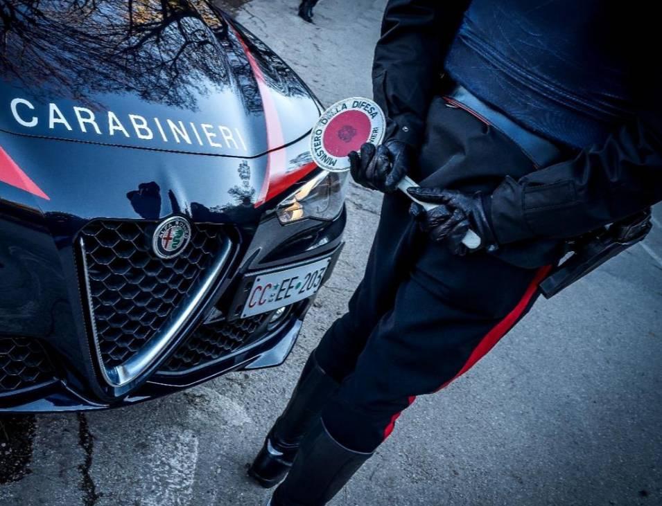 VASTO: INDAGINI IN CORSO PER ACCOLTELLAMENTO BUTTAFUORI A TERMOLI DURANTE AGGUATO DI 10 PERSONE