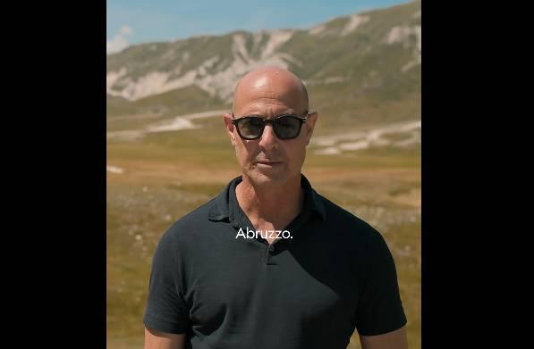“THAT’S ABRUZZO, BRUTAL YET GLORIUS”: L’OMAGGIO DI STANLEY TUCCI