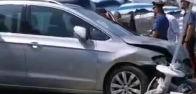 PERDE CONTROLLO DELL’AUTO E FINISCE SULLA SPIAGGIA: TRAGEDIA SFIORATA AD ALBA ADRIATICA, 4 FERITI