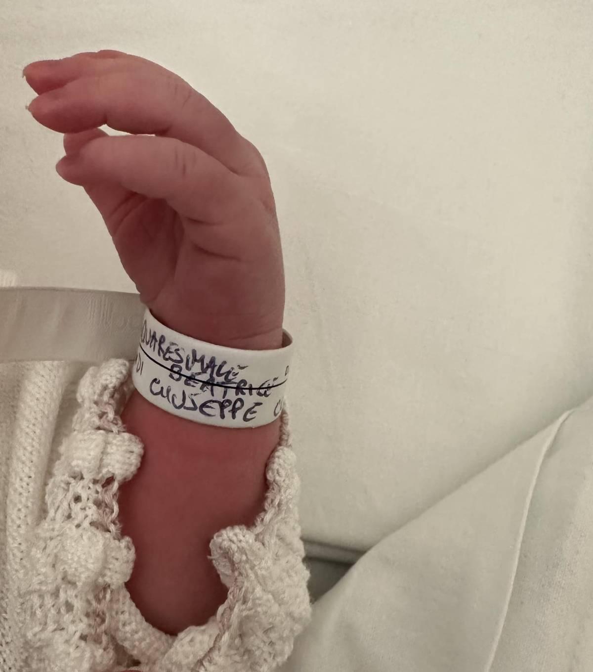 CAMPLI: E’ NATA BEATRICE, FIGLIA EX ASSESSORE REGIONALE QUARESIMALE E DELL’ARCHITETTO DI GIUSEPPE