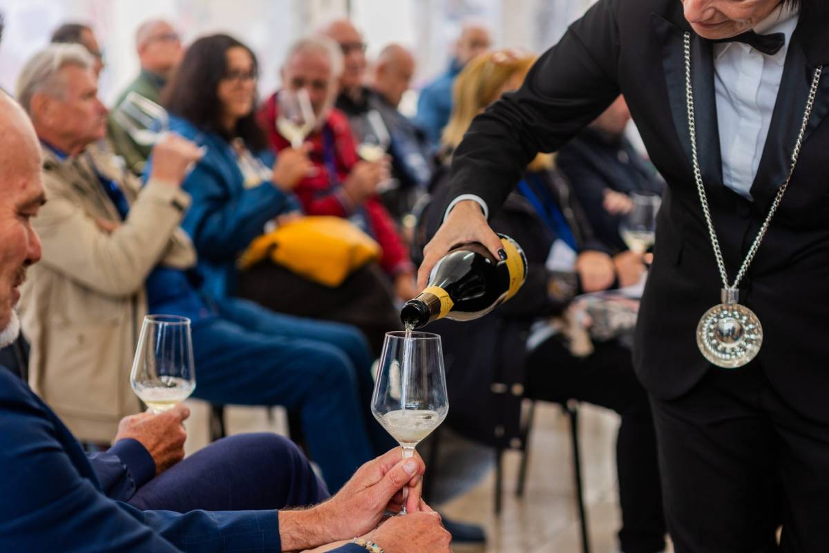 DAZI USA: “INCERTEZZA TOTALE HA GIA’ FATTO DANNI”, ESPORTATORI VINI ABRUZZO, “CERCARE ALTRI MERCATI”