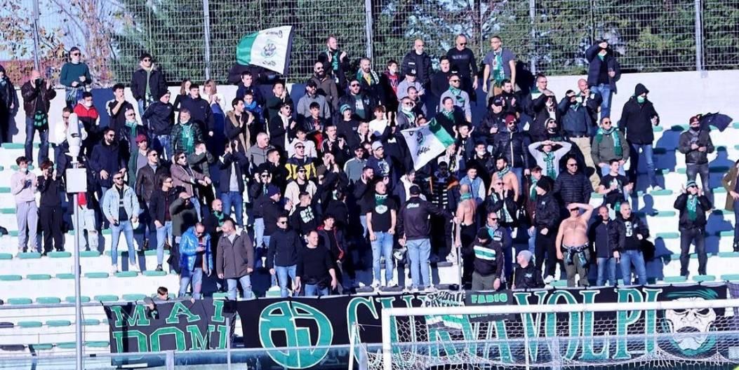 RAPINA AGGRAVATA A TIFOSI SQUADRA AVVERSARIA, ARRESTATI 4 ULTRAS DEL CHIETI CALCIO