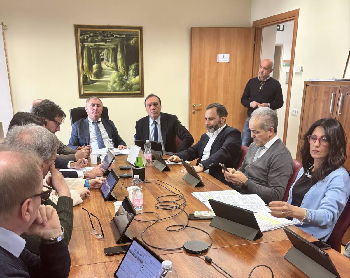 PROVINCIA L’AQUILA: OLTRE SETTE MILIONI PER STRADE E SCUOLE NELLA MARSICA