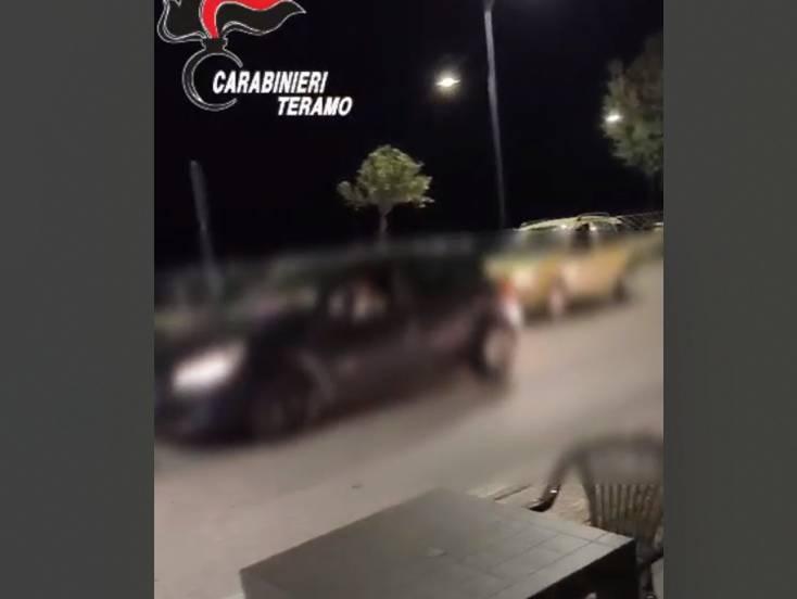MARTINSICURO: GARE DI VELOCITA’ IN AUTO SUL LUNGOMARE, TRE GIOVANI DENUNCIATI