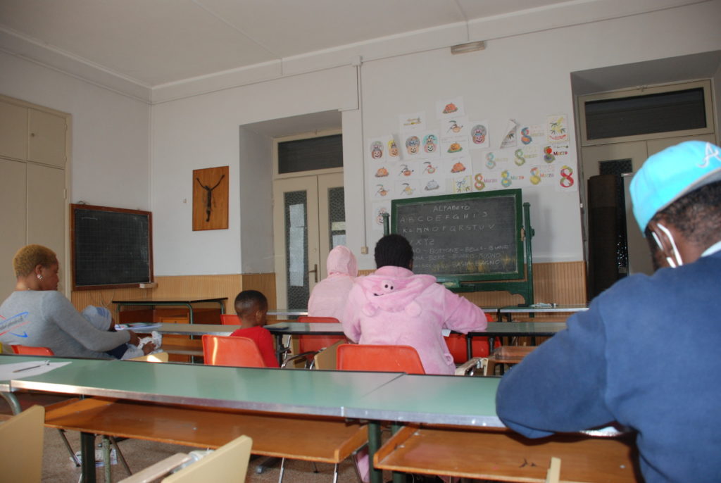PESCARA: “IMMIGRATI FUORI DAL CAS DA UN GIORNO ALL’ALTRO E IN MEZZO AD UNA STRADA”, USB SI MOBILITA