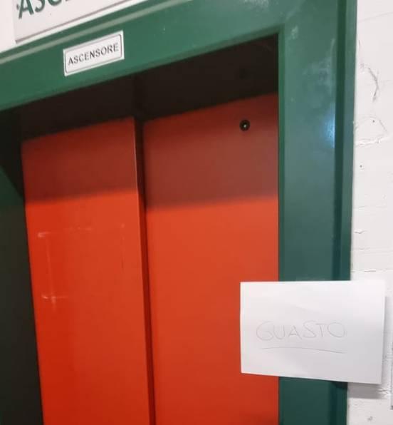 L’AQUILA: FUORI SERVIZIO DA GIORNI L’ASCENSORE AL TERMINAL DI COLLEMAGGIO
