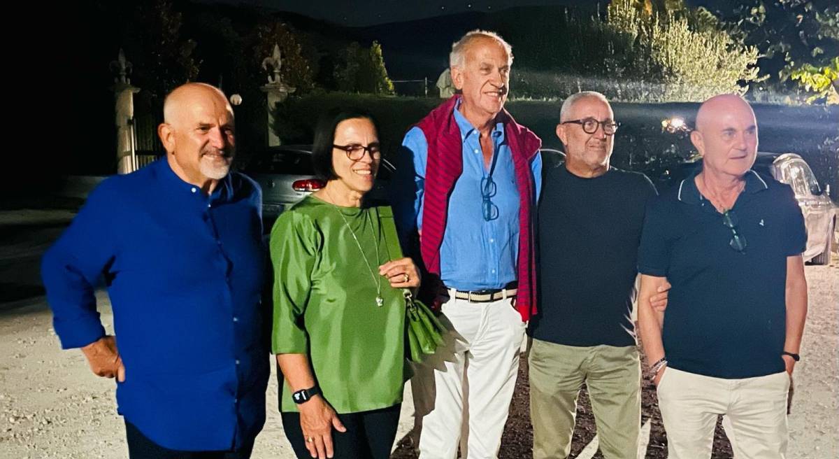 SULMONA: GLI ALUNNI DELLA QUINTA A DELLO SCIENTIFICO SI RIVEDONO A 50 ANNI DAL DIPLOMA