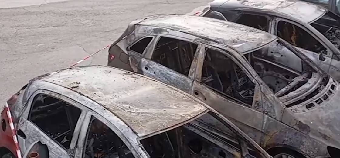 RAIANO: AVEVA APPICCATO IL FUOCO A QUATTRO AUTO, DENUNCIATO 50ENNE