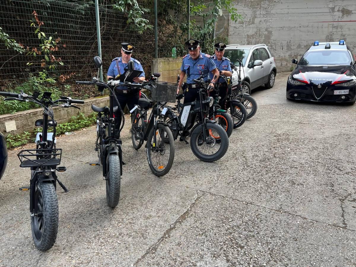 GIULIANOVA: BICICLETTE ELETTRICHE “TRUCCATE”, SETTE CONFISCHE E MULTE PER 31MILA EURO