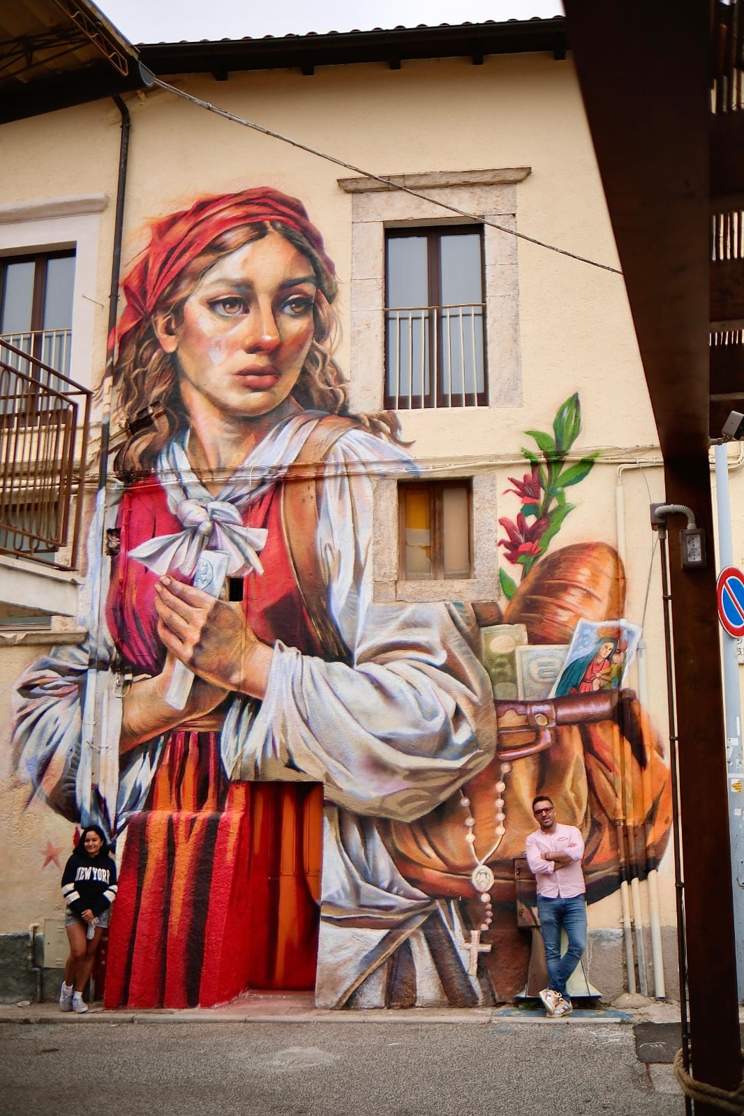 AIELLI: INAUGURATO IL NUOVO MURALE INTERNAZIONALE “SPERANZA – HOPE”
