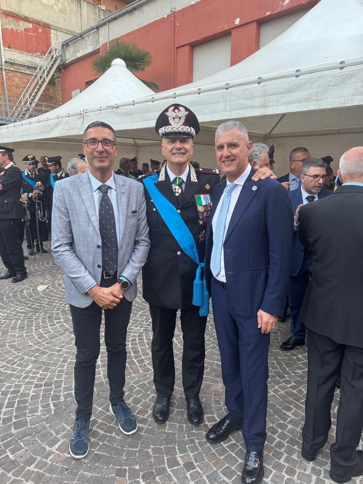 CARABINIERI: IL SINDACATO SALUTA IL GENERALE NEOSI E ACCOGLIE IL NEO COMANDANTE REGIONALE  FEROCI