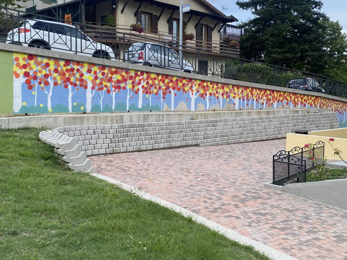SANTE MARIE: ABITAZIONI ATER RIQUALIFICATE CON MURALES ARTISTICI CARICHI DI STORIA