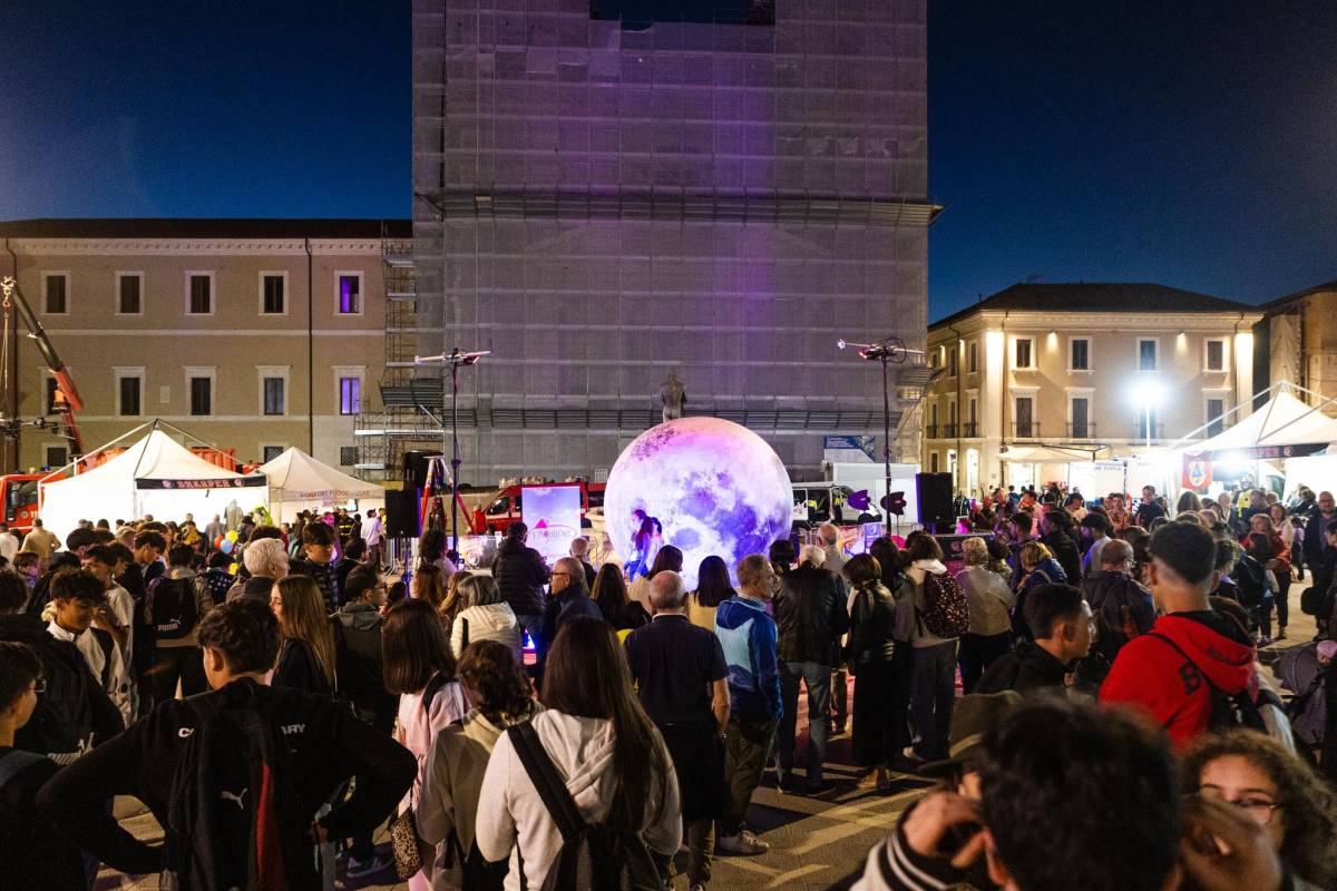 SHARPER: LA SCIENZA  ILLUMINA L’AQUILA, GRANDE SUCCESSO PER LA NOTTE EUROPEA DEI RICERCATORI