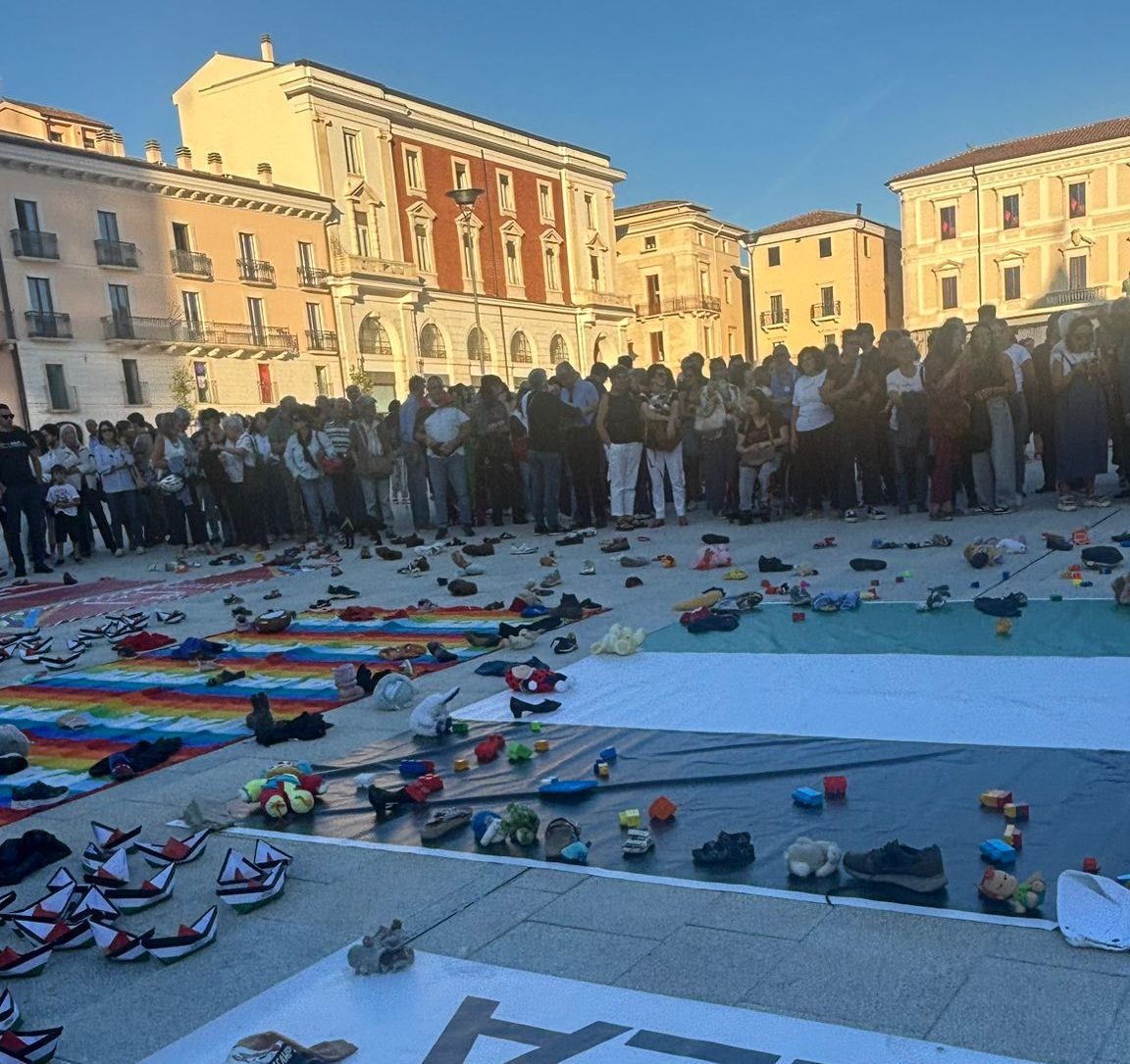 GAZA: “STOP AL GENOCIDIO”, MIGLIAIA DI ABRUZZESI IN PIAZZA, CGIL, “83% DELLE VITTIME SONO CIVILI”