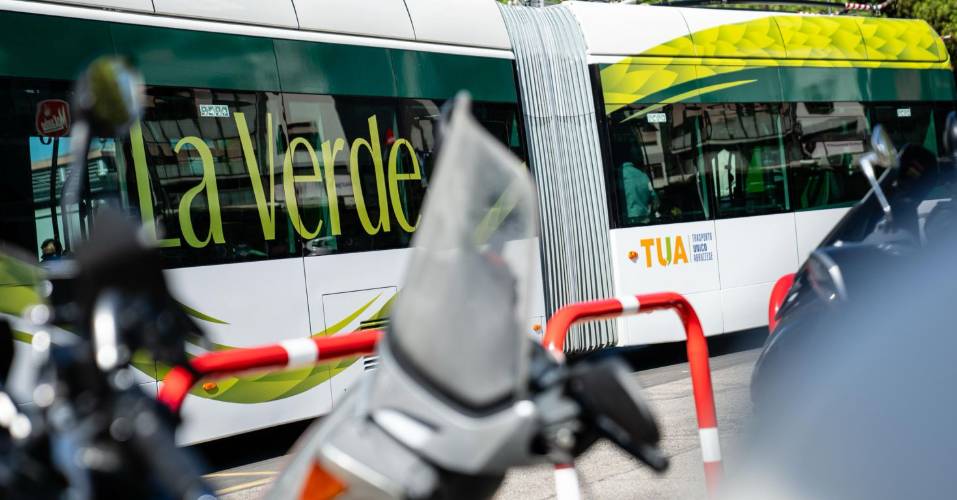 FILOVIA PESCARA: “ANOMALIA TECNICA LINEA DI TRAZIONE”, SOSPESO SERVIZIO