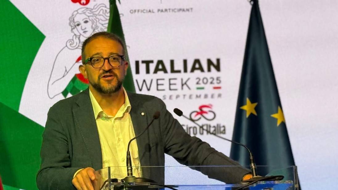 RITORNO DA GIAPPONE E SUBITO IMPEGNO IMPORTANTE, SINDACO DELL’AQUILA BIONDI “STUDIA” DA MINISTRO