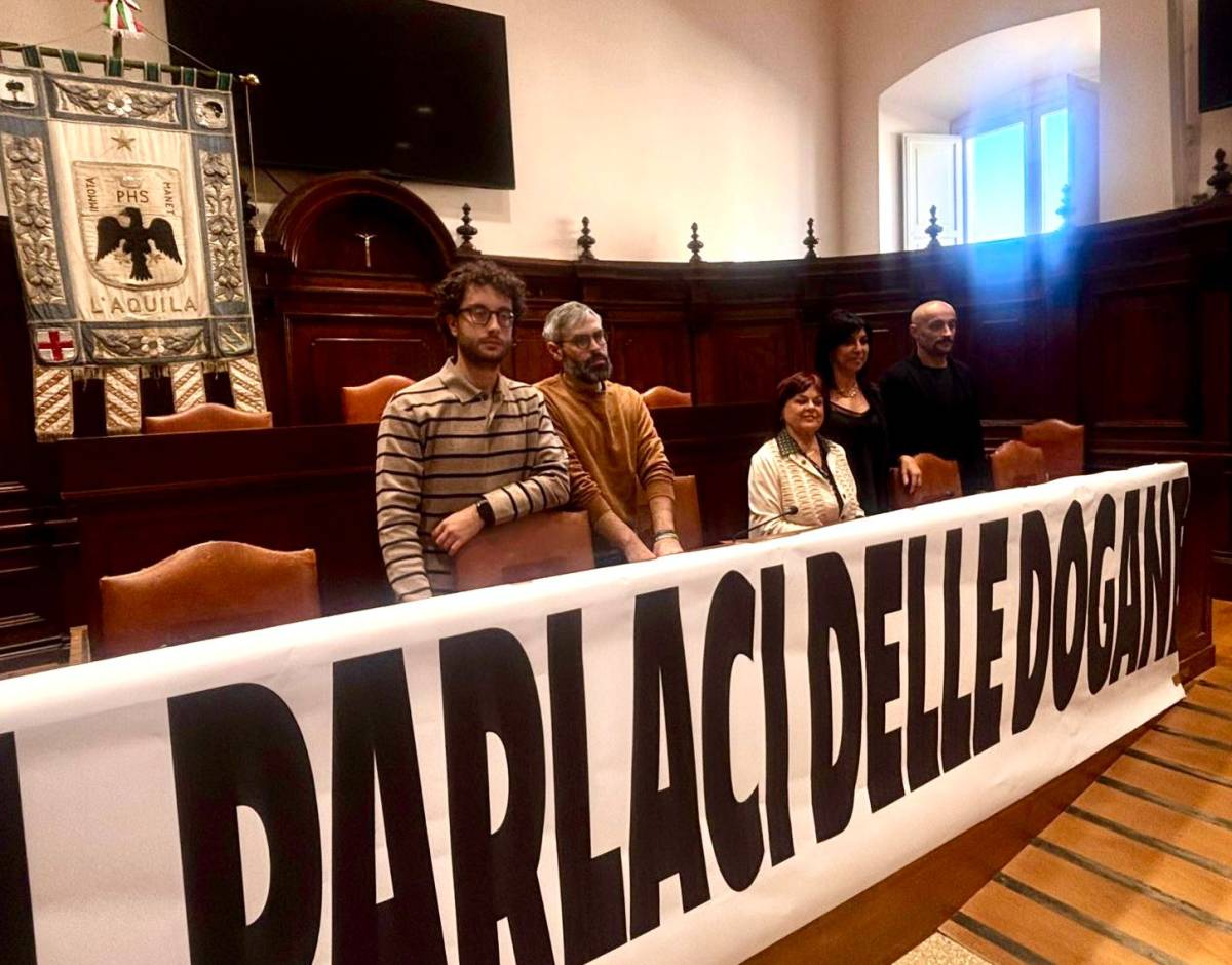L’AQUILA: BORDATE OPPOSIZIONE A BIONDI, “SU AGENZIA DELLE DOGANE TACE E SCAPPA, PARLI CON MELONI”