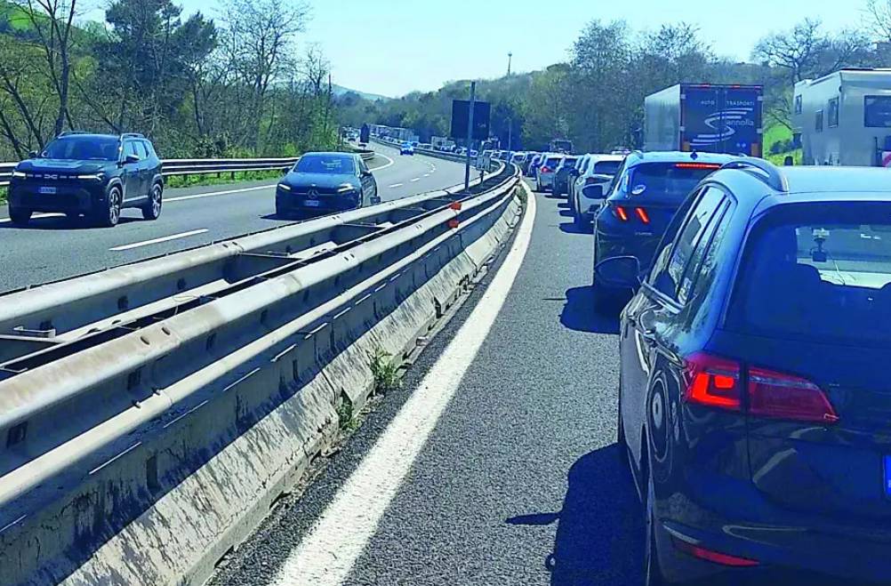CANTIERI A14: DA CORSIA JOLLY A TAVOLO CONFRONTO, REGIONE INCONTRA SINDACI E ASPI