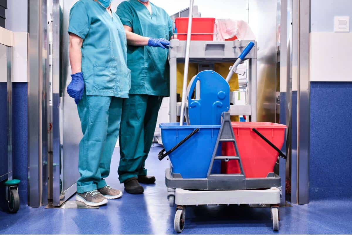 PULIZIE OSPEDALI: AGGIUDICATA GARA DA 137 MLN, LOTTI A DUSSMANN, EURO&PROMOS, PFE E CM SERVICE