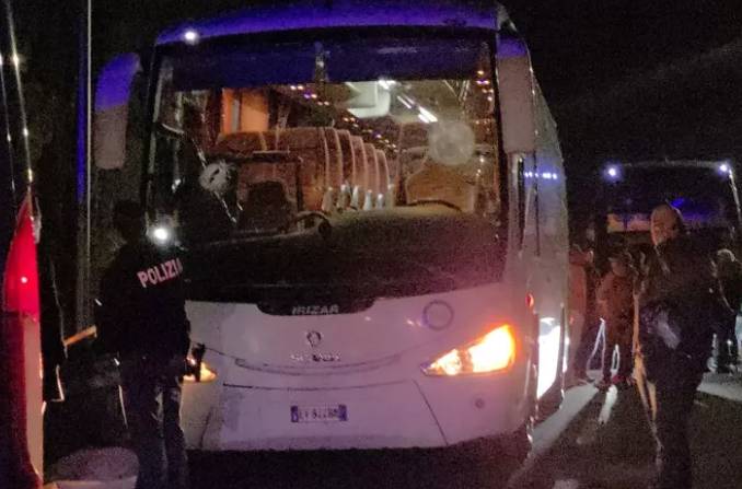 ASSALTO AL PULLMAN: SI INDAGA PER OMICIDIO VOLONTARIO