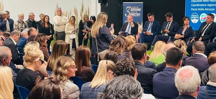 TRE ANNI DI GOVERNO: ROCCELLA, “CON LEADERSHIP MELONI ITALIA AL CENTRO SCENARIO INTERNAZIONALE”