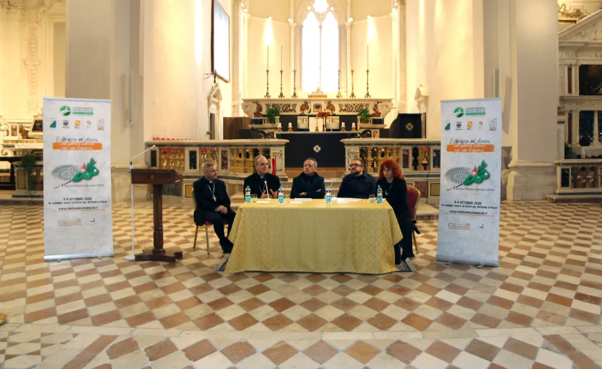 DALL’ABRUZZO AD ASSISI COL PRESEPE E ALBERO DI NATALE: MARSILIO, “RINNOVIAMO IL LEGAME CHE UNISCE”
