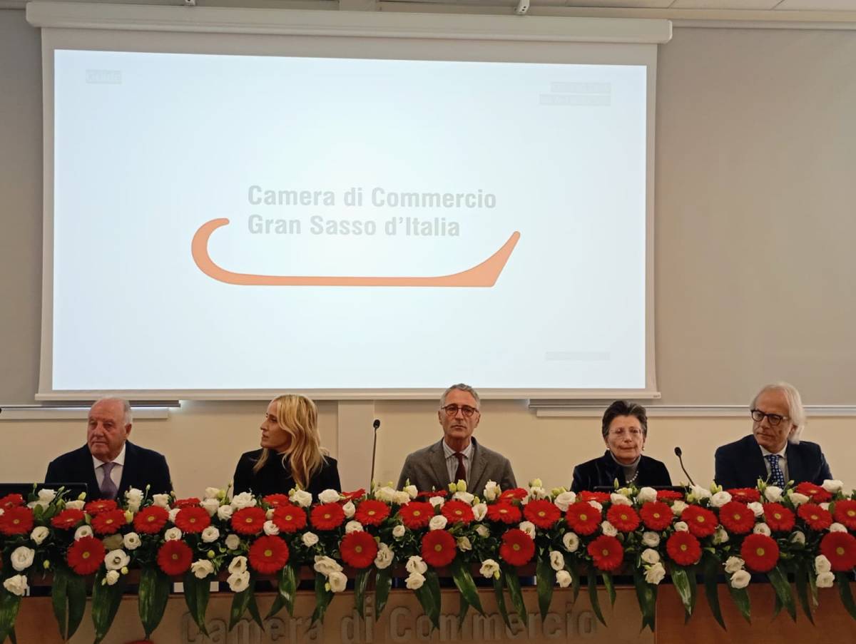 CAMERA COMMERCIO GRAN SASSO: “FEDELTA’ AL LAVORO”, DOMENICA A TERAMO 75 IMPRESE PREMIATE