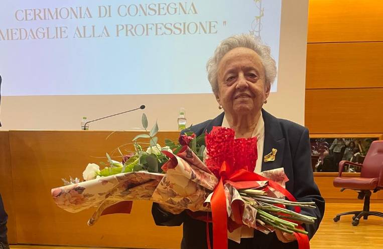 MOZZAGROGNA: PREMIO ALLA CARRIERA ALLA FARMACISTA BIANCA VALENTINI, UNA STORIA LUNGA UN SECOLO