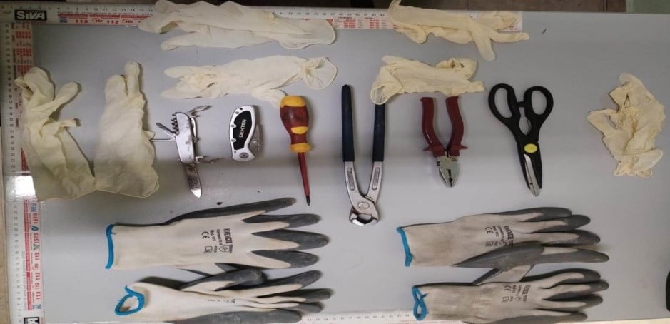 MONTESILVANO: DENUNCIATI DAI CARABINIERI TRE ALBANESI SORPRESI CON ARNESI DA SCASSO