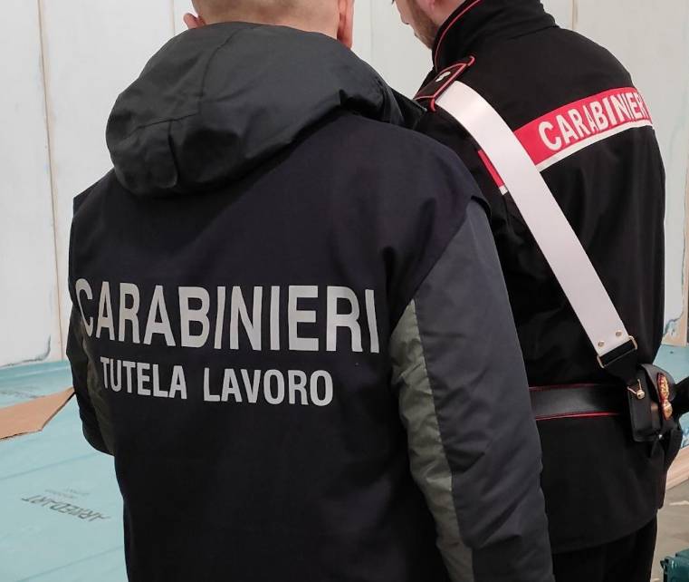 PESCARA: TRE LAVORATORI IN NERO SCOPERTI DAL NIL, SANZIONI E UNA SOSPENSIONE