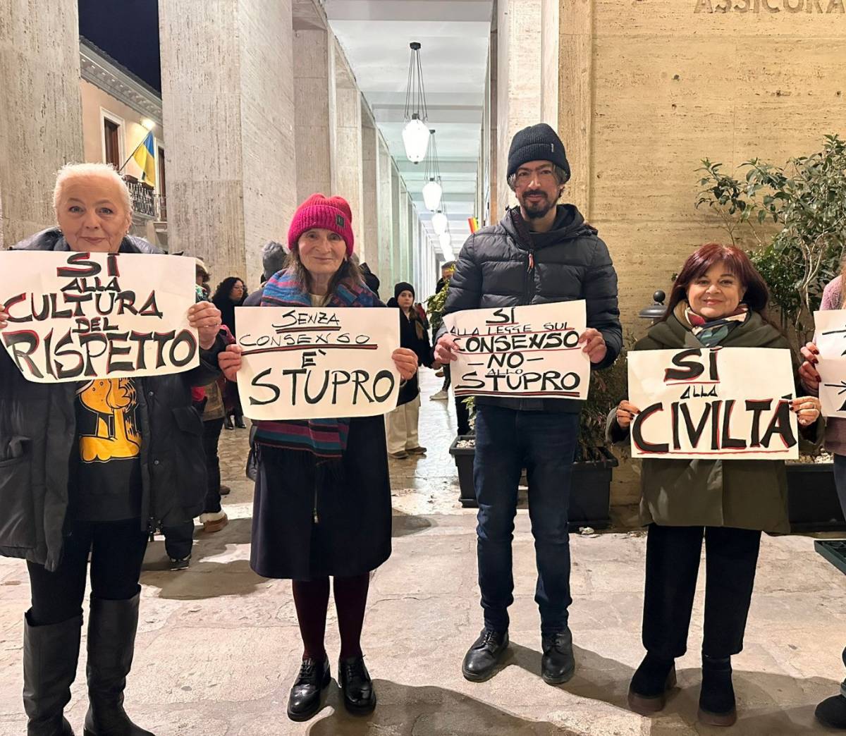 L’AQUILA: PROSEGUE RACCOLTA FIRME DELLE DONNE DEMOCRATICHE PER LE “TRE LEGGI DI CIVILTÀ”