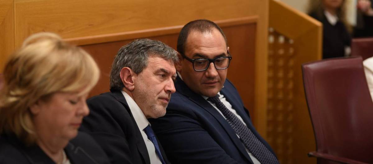 VOTO L’AQUILA: POLITICA PRODUCE E SMENTISCE VOCI. <br>IMPRUDENTE CANDIDATO SINDACO DI FDI? “TUTTO FALSO”