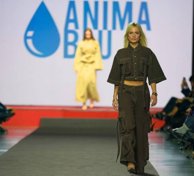 MODA: SFILANO LE CREAZIONI NAMI IN OMAGGIO AI PARTNER, IL MEGLIO DELL’ABRUZZO IN PASSERELLA