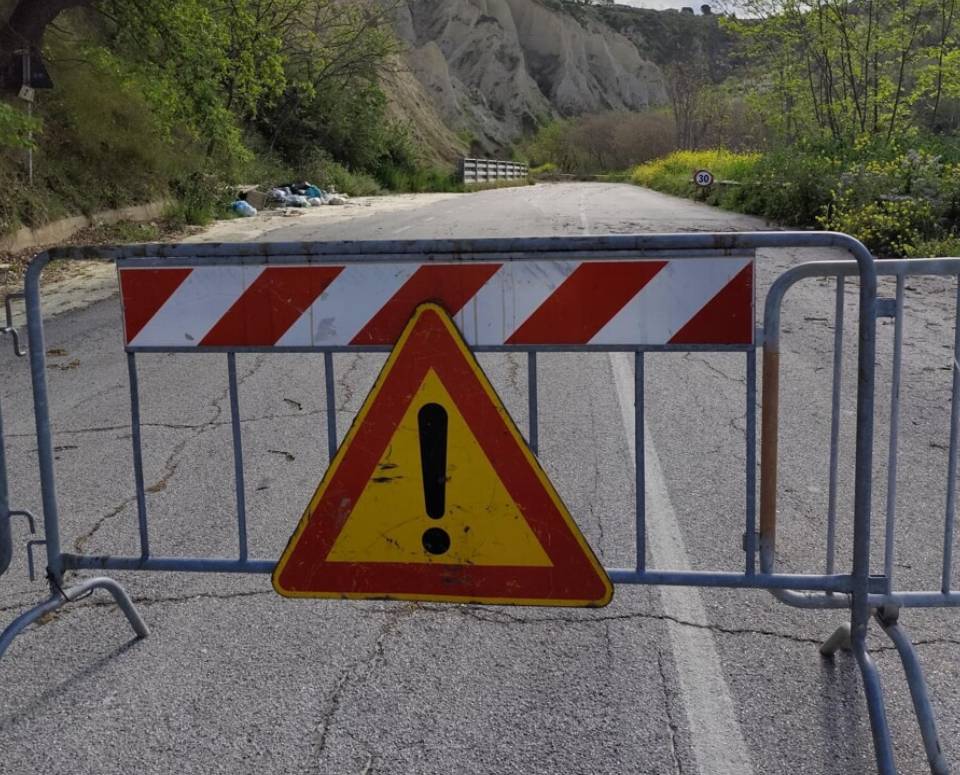 BILANCIO REGIONE: BORRELLI, “AL POSTO DELLA LEGGE MANCIA, FONDO UNICO PER RIPARARE LE STRADE”