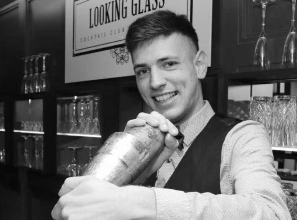 BARTENDER ITALIANO MORTO A LONDRA: SABATO FIACCOLATA IN ABRUZZO