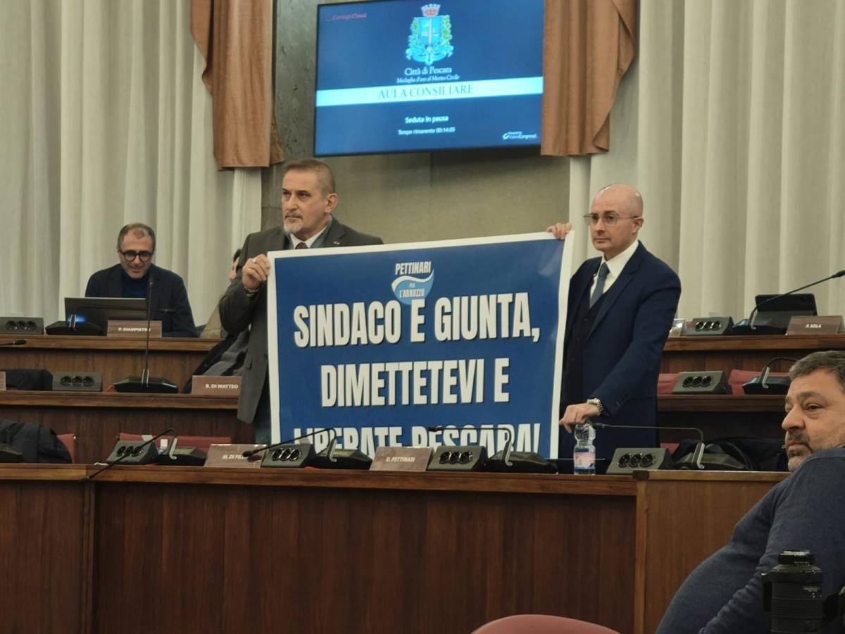 VOTO PESCARA: PETTINARI, “QUANTO ACCADUTO E’ GRAVISSIMO, MASCI SI DIMETTA”
