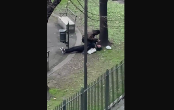 EMERGENZA SICUREZZA A PESCARA: IL VIDEO DI UN’AGGRESSIONE DIVENTA VIRALE