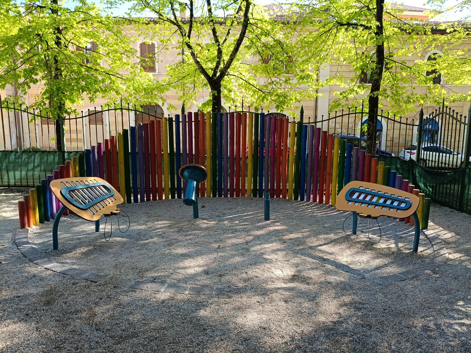 L’AQUILA: PARCO GIOCHI DEL CASTELLO SENZA CAMPETTO, GENITORI CHIEDONO SPAZIO PER IL CALCIO