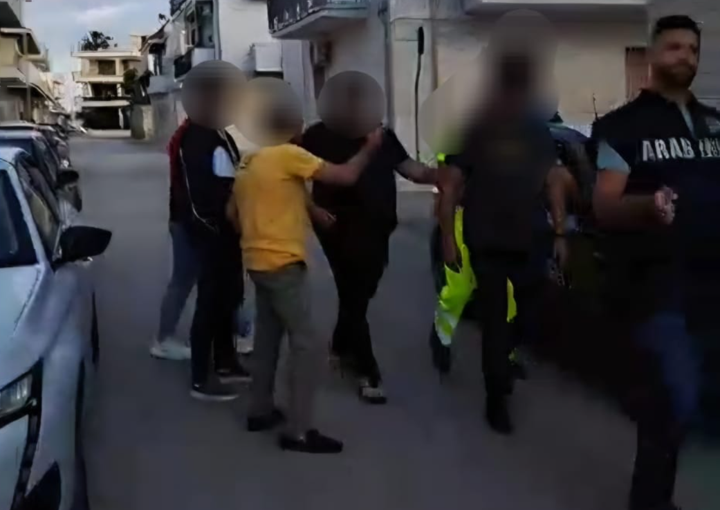 ASSALTI AI BANCOMAT NEL TERAMANO, SCATTATA RETATA A CERIGNOLA E SAN SEVERO