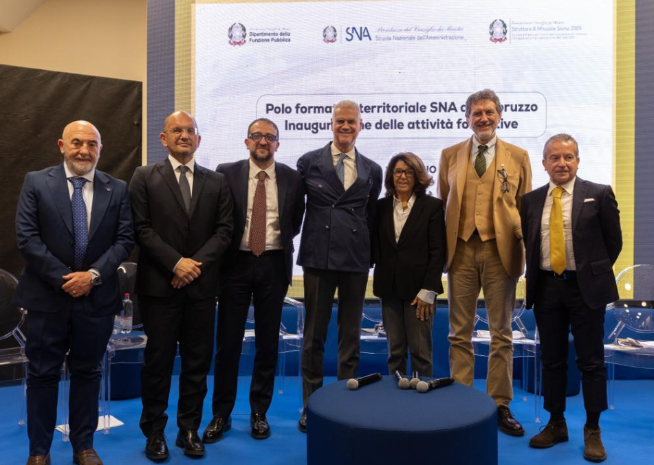 SCUOLA AMMINISTRAZIONE: SEVERINO, “L’AQUILA CITTÀ RISORTA, PIÙ BELLA”