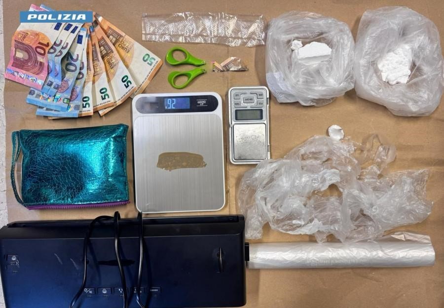 SPACCIO DI COCAINA A PESCARA: POLIZIA ARRESTA UN UOMO DI 46 ANNI