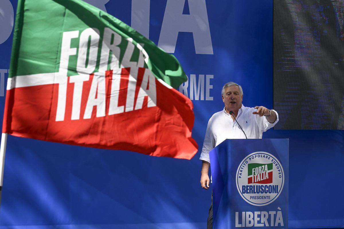 FI: SPUNTANO FRACCASTORO E COLASANTE JUNIOR, SI FA FEROCE LA CORSA ALLE POLITICHE, TENSIONI