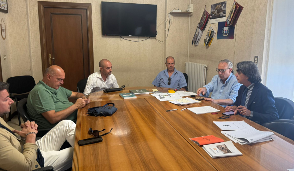 CHIETI: LEGNINI INCONTRA TUTTI I CANDIDATI A SINDACO, “CREDO NEL CONFRONTO, AL LAVORO PER CITTÀ”